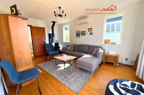 Photo of property in 12 Pikarere Street, Titahi Bay, Porirua, 5022