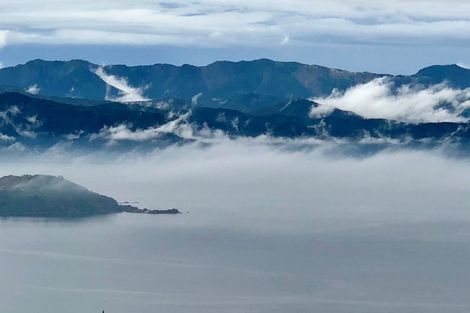 Photo of property in 17 Promontory Crescent, Newlands, Wellington, 6037