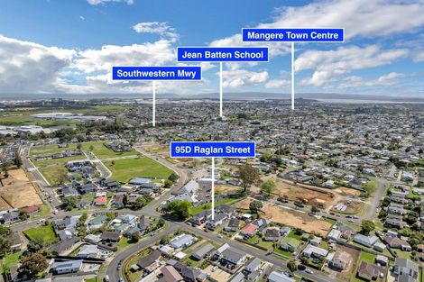 Photo of property in 95d Raglan Street, Mangere East, Auckland, 2024