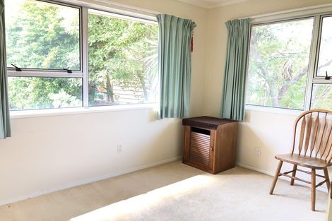 Photo of property in 63 Lynden Avenue, Hillcrest, Auckland, 0627