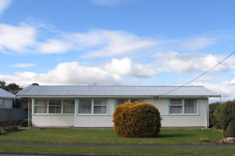 Photo of property in 28 Wavell Crescent, Lansdowne, Masterton, 5810