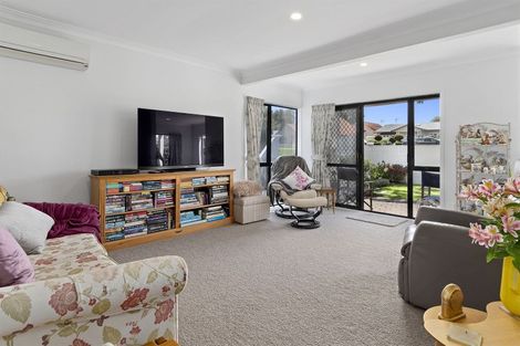 Photo of property in 1/20 Fifth Avenue, Tauranga, 3110