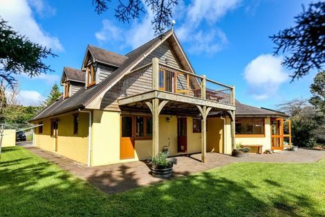 Photo of property in 223 Plymouth Road, Omata, New Plymouth, 4374