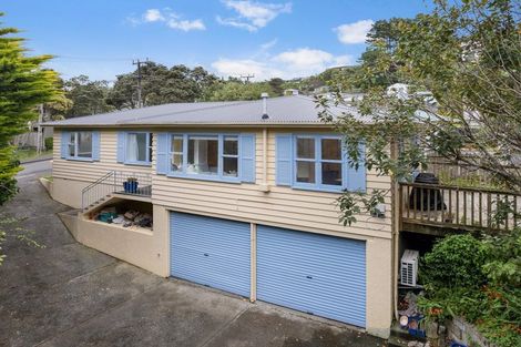 Photo of property in 4 Arapiko Street, Johnsonville, Wellington, 6037
