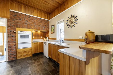 Photo of property in 2 Hart Street, Maori Hill, Timaru, 7910
