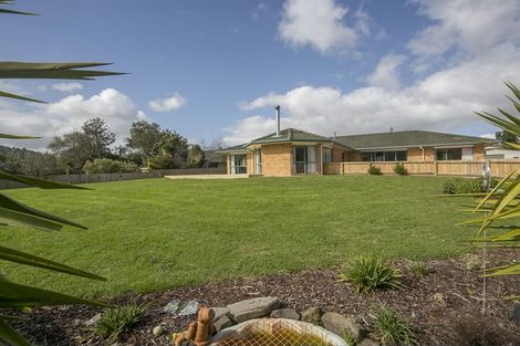 Photo of property in 20 Wautaiti Drive, Riverhead, 0820