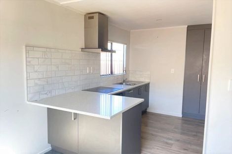 Photo of property in 2/32 Buckland Road, Mangere East, Auckland, 2024