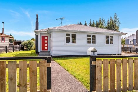 Photo of property in 5 Stirling Place, Tokoroa, 3420