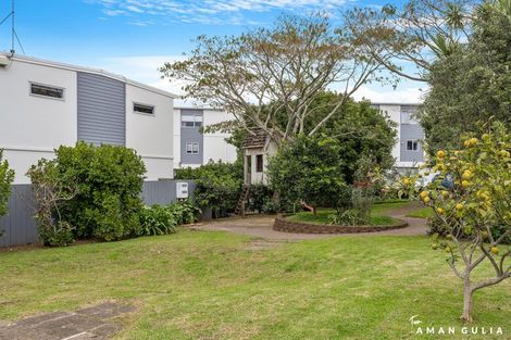 Photo of property in 5/218 Captain Springs Road, Onehunga, Auckland, 1061