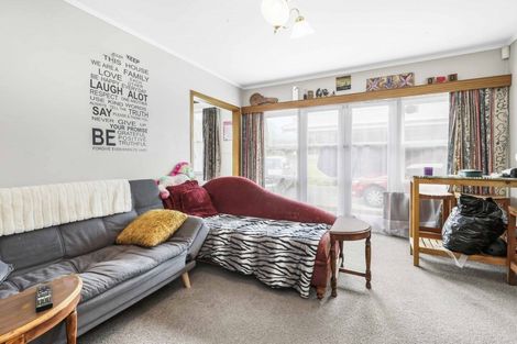 Photo of property in 48 Houchens Road, Glenview, Hamilton, 3206