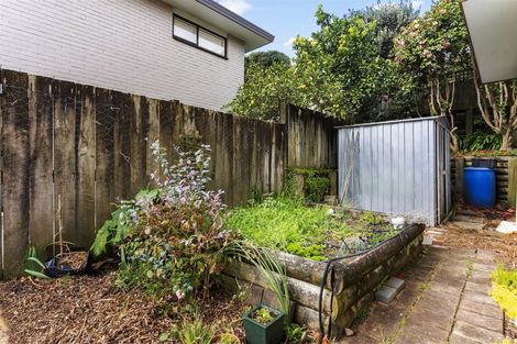 Photo of property in 1/3a Charles Dickens Drive, Mellons Bay, Auckland, 2014