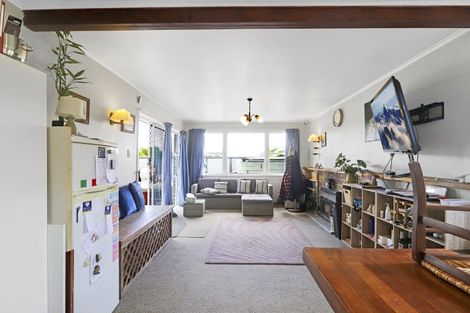 Photo of property in 60 Lytton Road, Riverdale, Gisborne, 4010