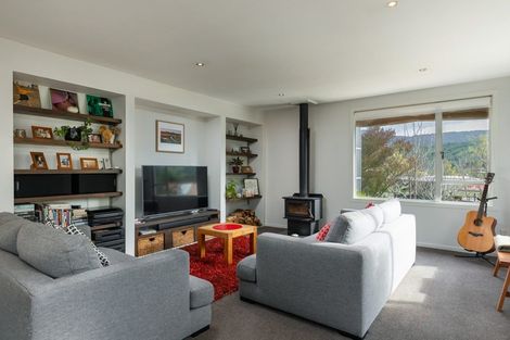 Photo of property in 102a Milton Terrace, Picton, 7220