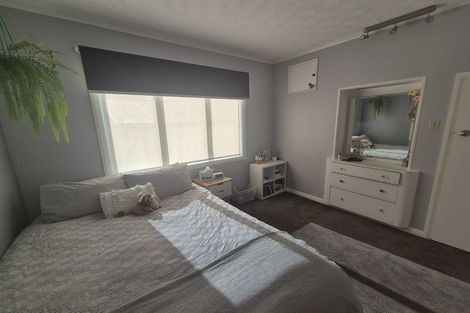 Photo of property in 17 Howe Street, Howick, Auckland, 2014