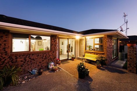 Photo of property in 166b Fitzherbert Avenue, West End, Palmerston North, 4410