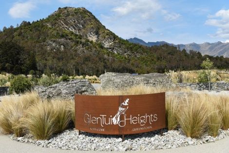 Photo of property in 17 Peregrine Falcon Road, Mount Creighton, Queenstown, 9371