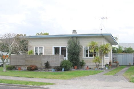 Photo of property in 60 Kulim Avenue, Otumoetai, Tauranga, 3110
