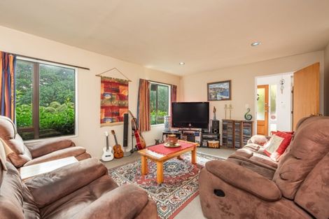 Photo of property in 59 Helston Road, Paparangi, Wellington, 6037