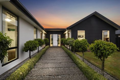 Photo of property in 5 Smiley Place, Mosgiel, 9024