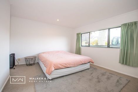 Photo of property in 2 Bathurst Street, Heretaunga, Upper Hutt, 5018