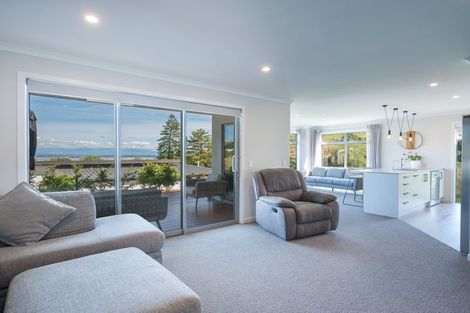 Photo of property in 22 Hill Tops Way, Stoke, Nelson, 7011