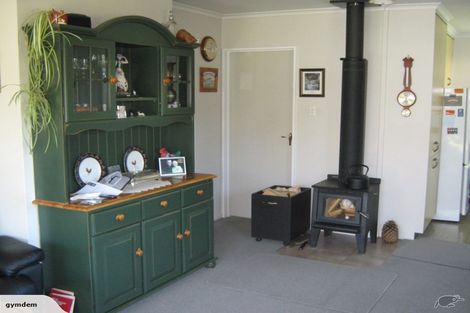 Photo of property in 2/37 Laing Crescent, Heathcote Valley, Christchurch, 8022