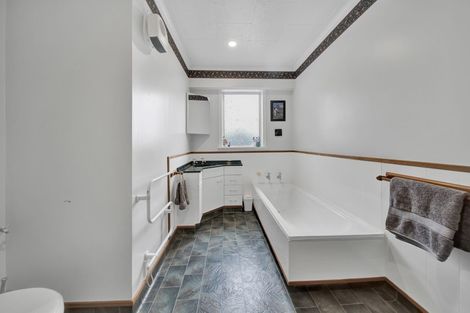 Photo of property in 65 Wilson Street, Hawera, 4610