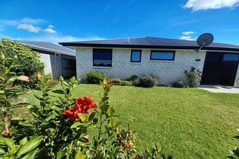 Photo of property in 11 Westhill Lane, Papamoa Beach, Papamoa, 3118
