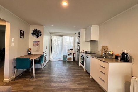 Photo of property in 2/11e Newtown Avenue, Newtown, Wellington, 6021