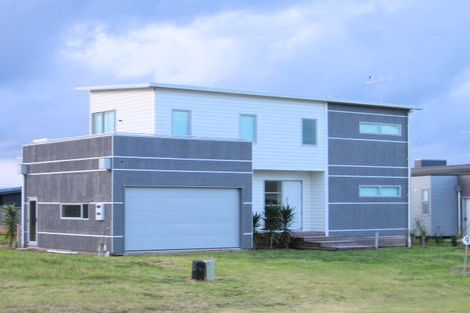 Photo of property in 9 Tohora Crescent, Omaha, Warkworth, 0986