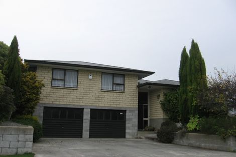 Photo of property in 15 Waltham Court, Cloverlea, Palmerston North, 4412