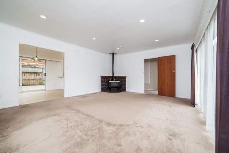 Photo of property in 33 Sunnynook Road, Forrest Hill, Auckland, 0620