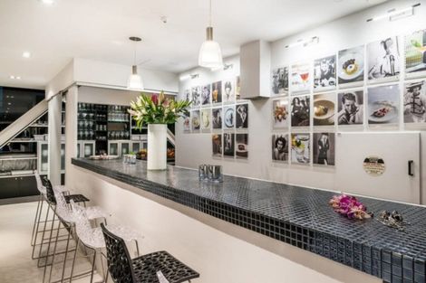 Photo of property in 3a/2 Saint Martins Lane, Grafton, Auckland, 1010