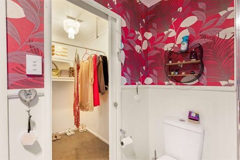 Photo of property in 35 Strathmore Avenue, Levin, 5510