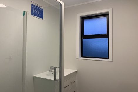 Photo of property in 50 Barrys Road, Glendene, Auckland, 0602