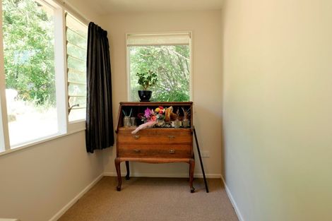Photo of property in 74 Matai Road, Raumati South, Paraparaumu, 5032