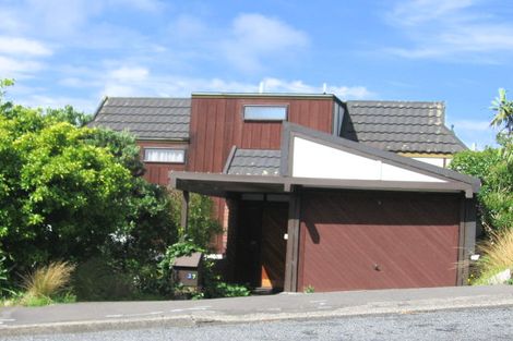 Photo of property in 37 Winston Street, Crofton Downs, Wellington, 6035