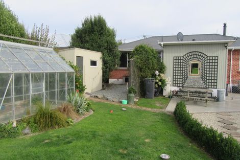 Photo of property in 11 Holmes Street, Waimate, 7924