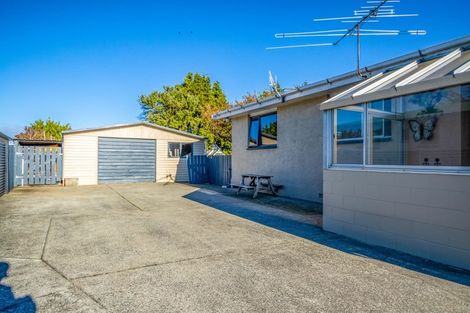 Photo of property in 11 Nevis Crescent, Grasmere, Invercargill, 9810