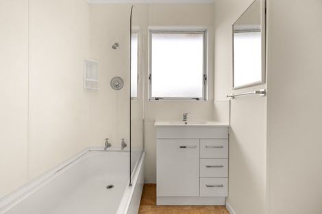 Photo of property in 30 Joanna Place, Deanwell, Hamilton, 3206