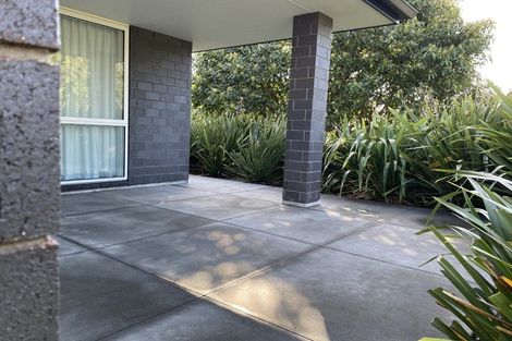Photo of property in 8 Tangata Way, Omokoroa, 3114