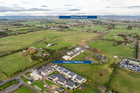 Photo of property in 1/7 Wastney Road, Alfriston, Auckland, 2105