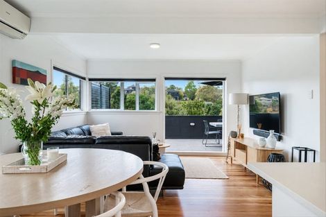 Photo of property in 42 Matipo Road, Mairangi Bay, Auckland, 0630