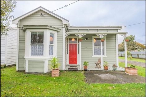 Photo of property in 17 Kelvin Street, Aramoho, Whanganui, 4500