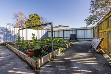 Photo of property in 28 Peppertree Glade, Kelvin Grove, Palmerston North, 4414