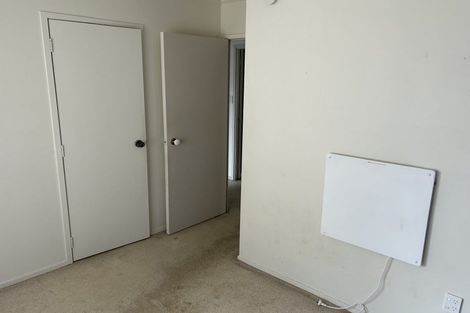 Photo of property in 18 Cornelian Crescent, Half Moon Bay, Auckland, 2012