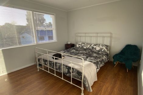 Photo of property in 25 Routley Drive, Glen Eden, Auckland, 0602