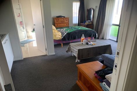 Photo of property in 96 Helenslee Road, Pokeno, 2472
