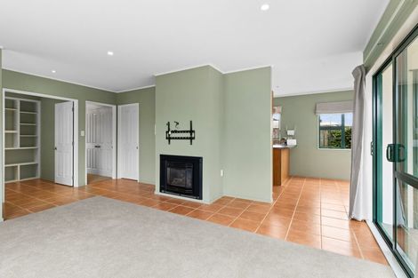 Photo of property in 199 Frimley Oaks, Frimley, Hastings, 4120