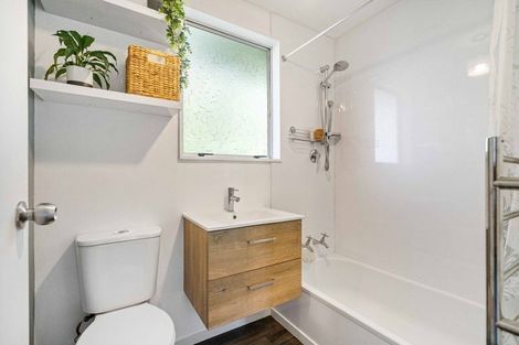 Photo of property in 1/53 Mathesons Road, Phillipstown, Christchurch, 8011